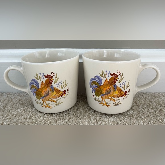 EUC Vintage Corelle Coordinates STONEWARE Set of 2 Rooster Chicken Graphic Mugs - Picture 1 of 6